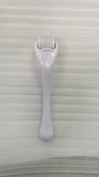 Titanium 540 MicroNeedle Skin Roller