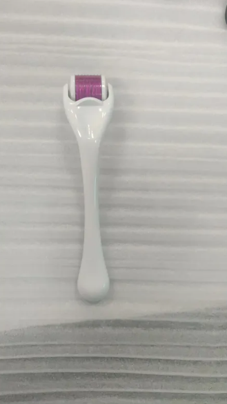 Titanium 540 MicroNeedle Skin Roller