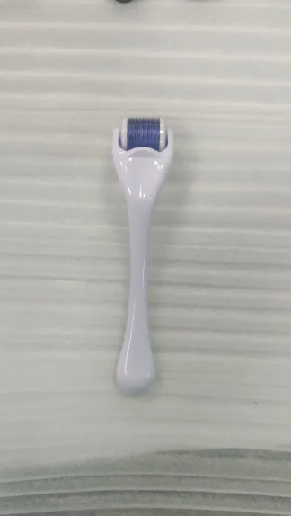 Titanium 540 MicroNeedle Skin Roller