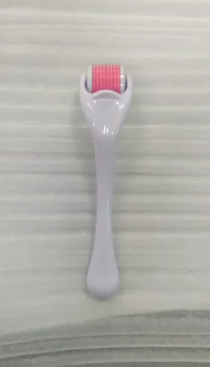 Titanium 540 MicroNeedle Skin Roller